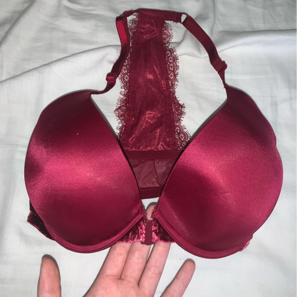 VS Front Clasp Racerback Bra - Picture 2 of 4